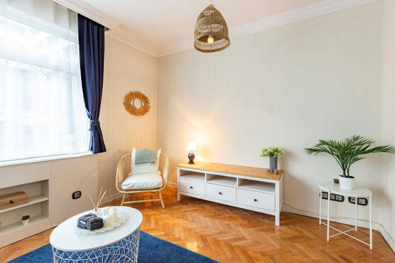 Апартаменти Flat With Excellent Location In Tesvikiye, Sisli Стамбул Екстер'єр фото